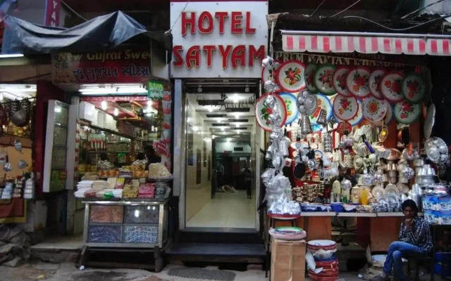 Hotel Satyam