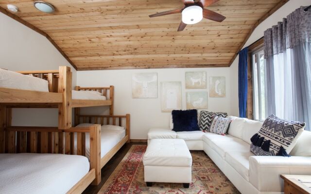 Base Camp Guest House