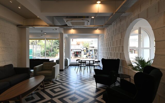 Bedzzz Xclusiv Morjim, Goa By Leisure Hotels
