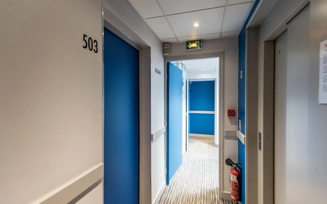 Hotel Lumières Montmartre Paris