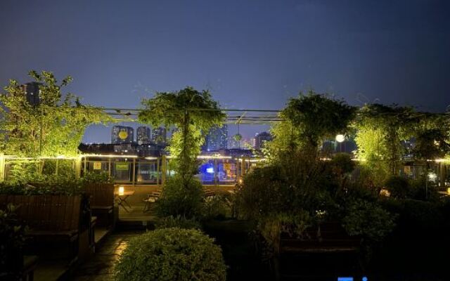 Xana Lite Hotelle (Zizhong Shanghehui)