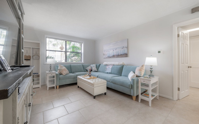6700 Sunset Way Unit 702
