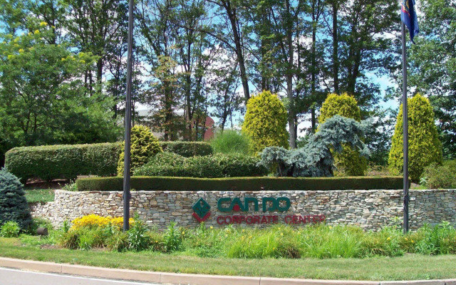 Holiday Inn Express Hotel & Suites Drums by IHG