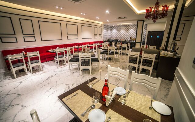 Diamond Hotel