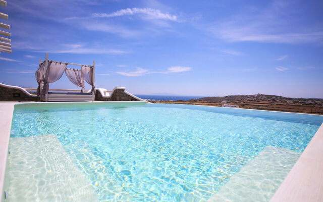 Villa Evi & Suites