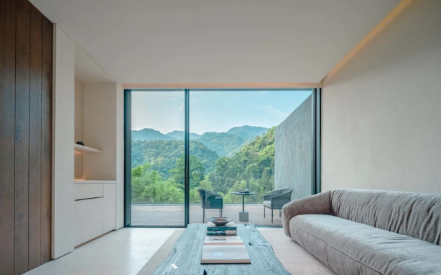 ZOLAND Resort Hotel Emei Mountain