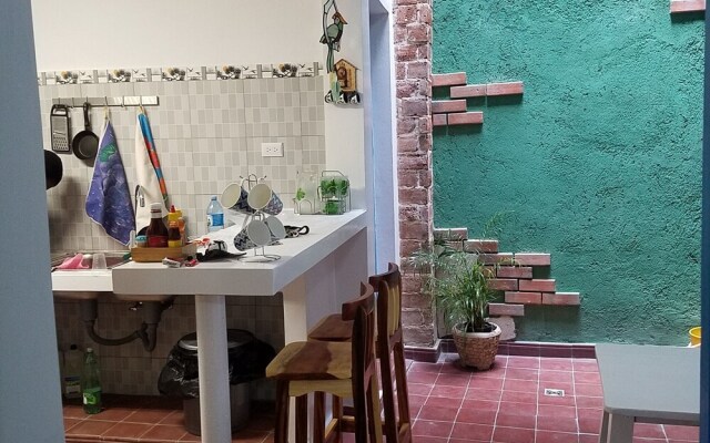Hostal Escobar 206