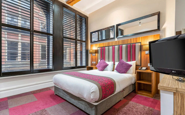Roomzzz Manchester City