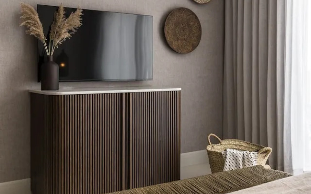 Now VX - Adults Only