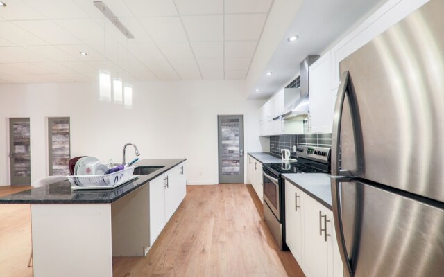 HoMa HomeStay Hotel by Olympic Stadium Montreal (Auberge/Hostel)