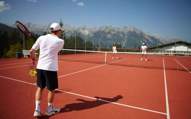 Interalpen-Hotel Tyrol GmbH