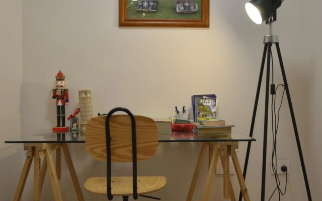 Wentworth Point Oversized balcony view apartment