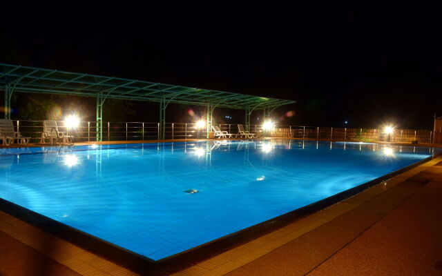 Kaeo Fa Sai Resort