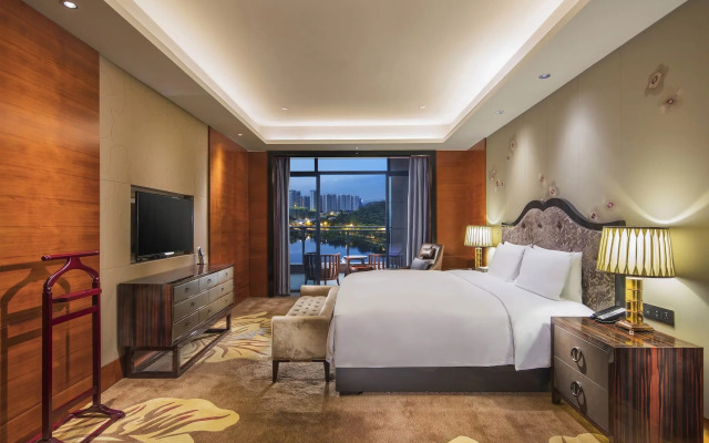 DoubleTree by Hilton Guangzhou Science City-Free Shuttle Bus Service During Canton Fair Period