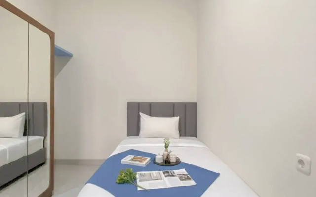 Trendy And Comfy Studio (No Kitchen) At Celebrity Mansion