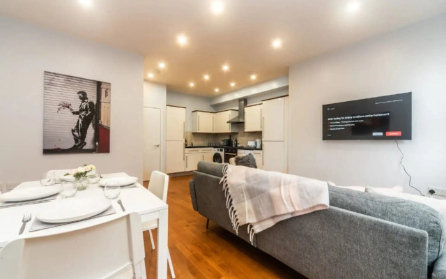 Clapham Sanctuary Apartment