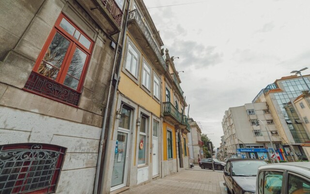 Porto Modern Downtown Apartment A With Terrace