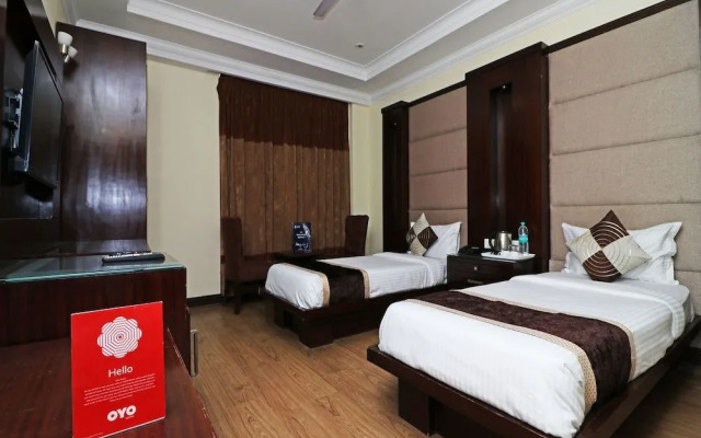 OYO 12532 Imperial Inn