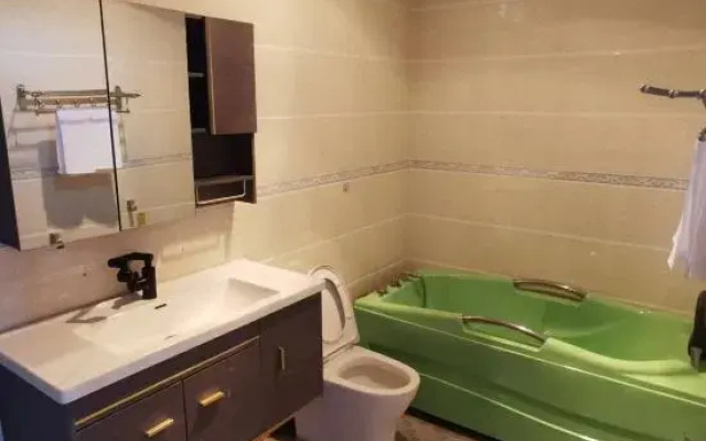 Flower World Homestay