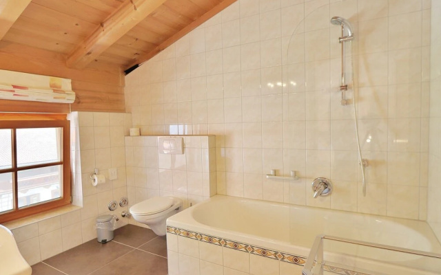 Spacious Apartment With Mountain View in Brixen im Thale
