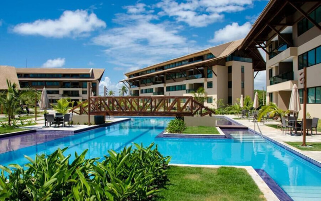 NUI Supreme Beach Living
