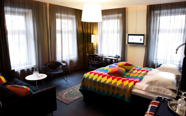 Hotel Flora