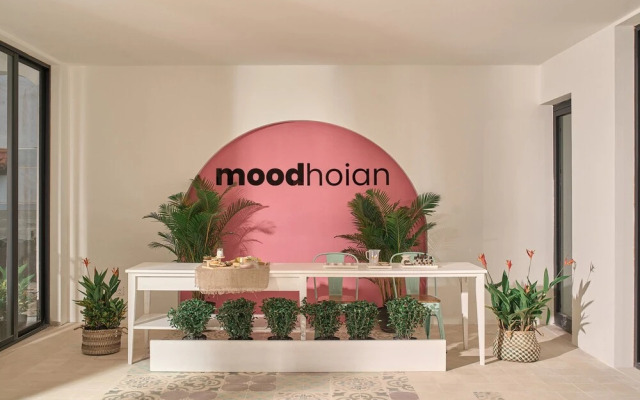 Moodhoian Riverside Resort & Spa