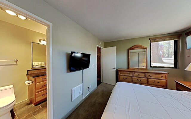 Great 2 Bedroom Condo Right Across Canyon Lodge! Walk To Lifts! Free Gondola to Village! (Unit 553 at 1849) by RedAwning