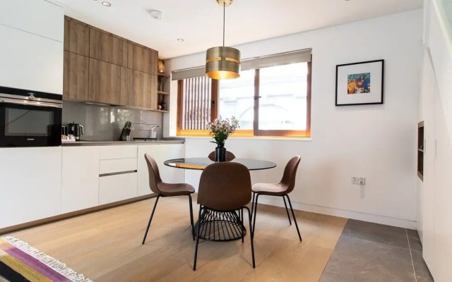 Mirabilis Apartments - Wells Court