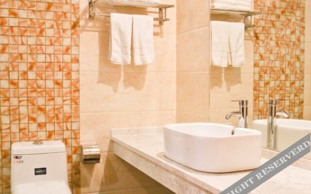 178 Business Hotel