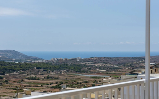 Summer Breeze Penthouse