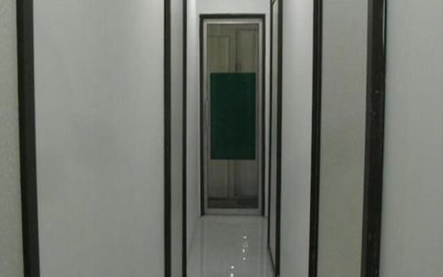 V Hostel