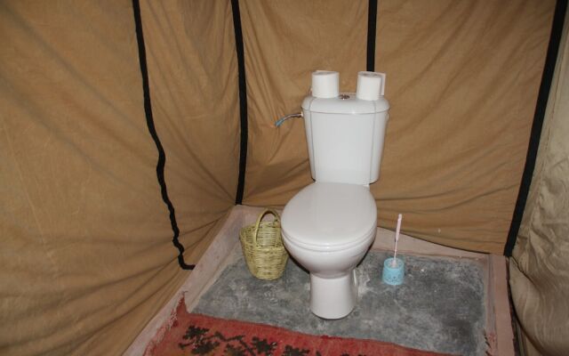 Family desert camp