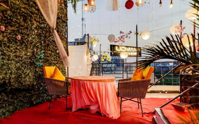 Hotel Luxury Villa Near Delhi Airport