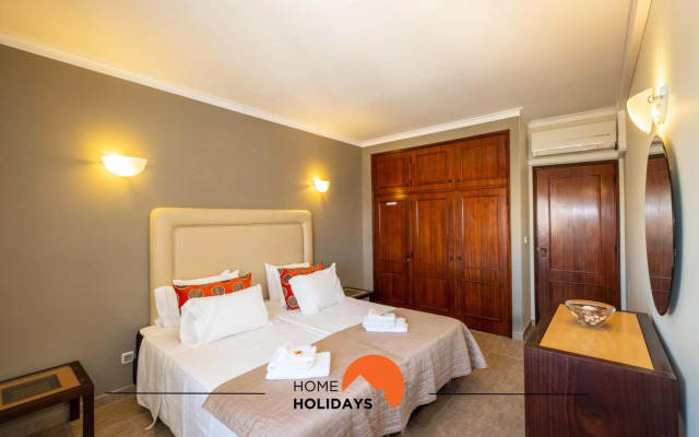 #018 Old Town Center Beach 2 min Walk