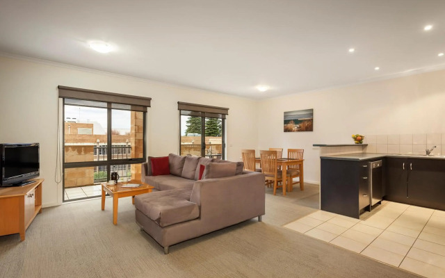 Quest Warrnambool