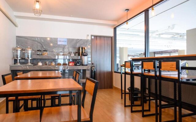 Donmueang Place Hotel