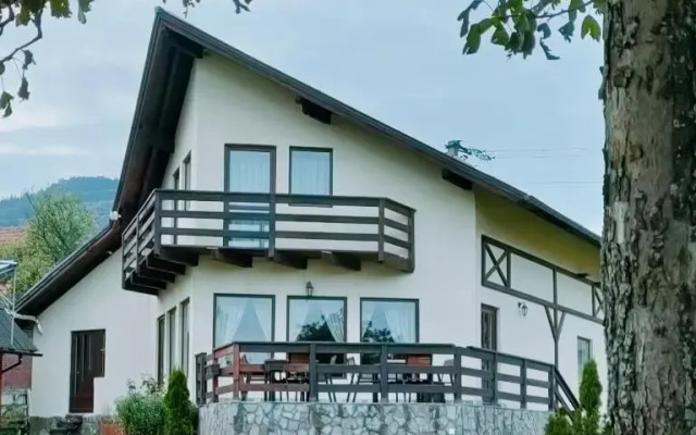Pension Nea Marin