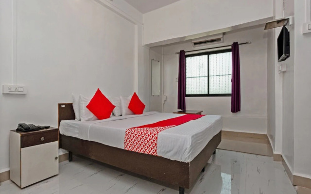 OYO 24435 Shubham Lodging And Boarding