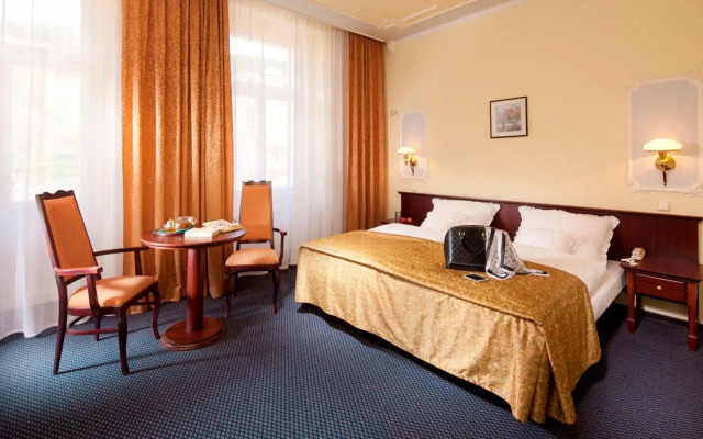 Hotel Excelsior