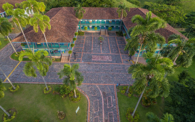 Decameron Las Heliconias