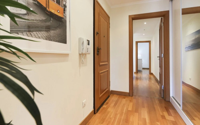 Bellevue Apartment by Homing