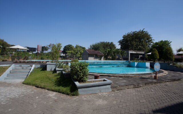 RedDoorz Plus @ HR Muhammad