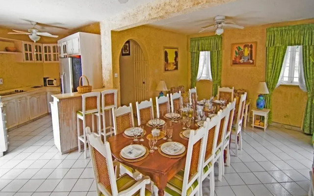 Sea Symphony Barbados - 6 B R Beachfront Villa w Staff