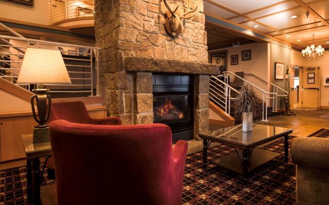 The Landing Hotel & Restaurant