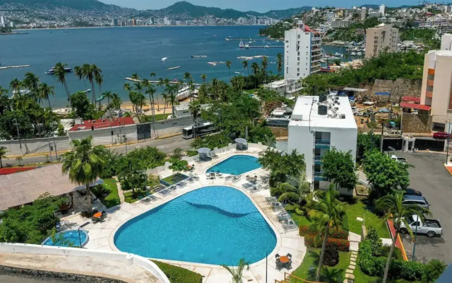 Acapulco Retreat with Bay Views