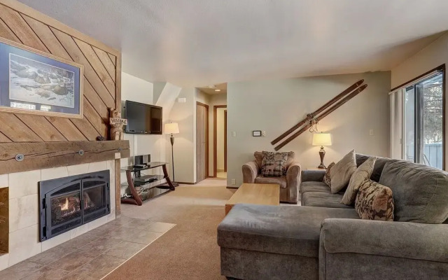 1125 Flying Dutchman 1 Bedroom Condo by RedAwning