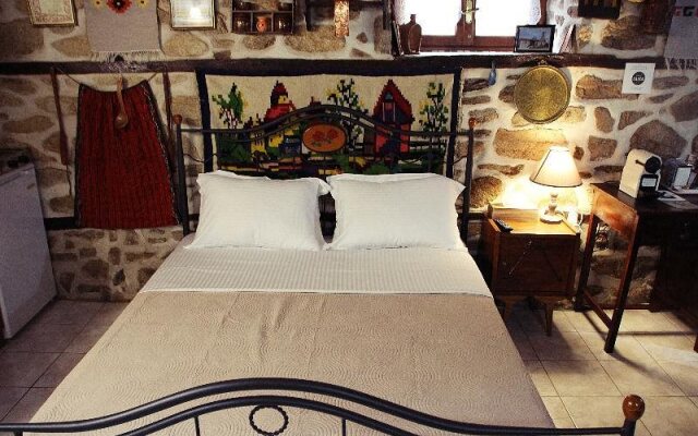 Aristotelis Guest Houses