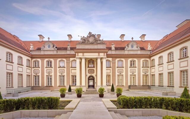 Hotel Verte, Warsaw, Autograph Collection