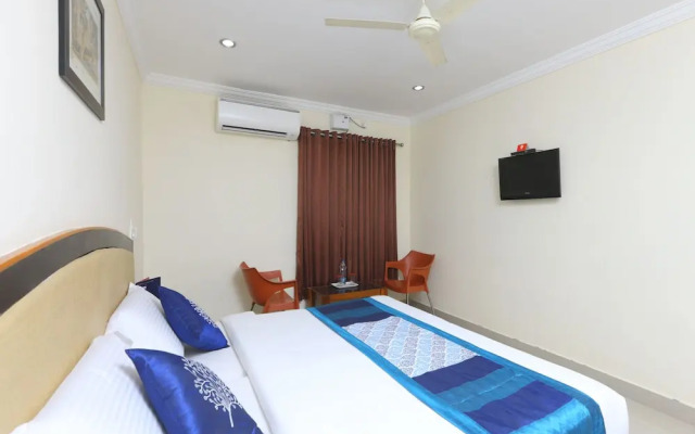 OYO 9349 Hotel Swaagat Residency